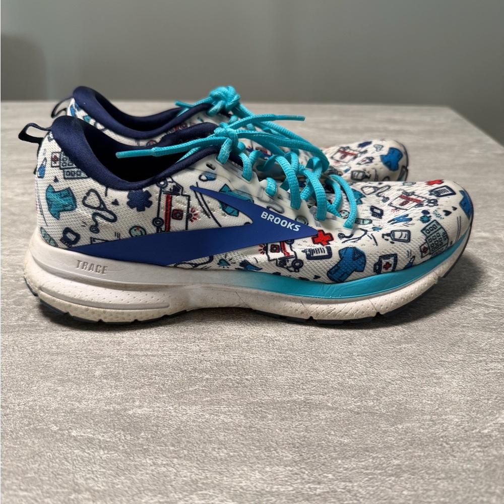 Brooks Trace 3 Hero 3.0 Medical Running Shoes   Women’s Size 9.5